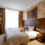 Bridgestoneluxapart Free Parking * Riga