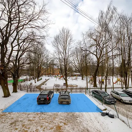 Bridgestoneluxapart Free Parking Riga