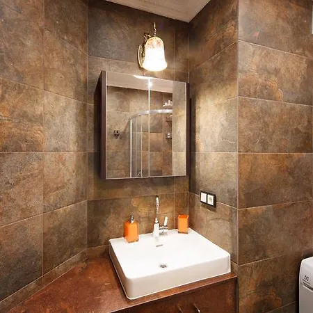 Bridgestoneluxapart Free Parking * Ryga